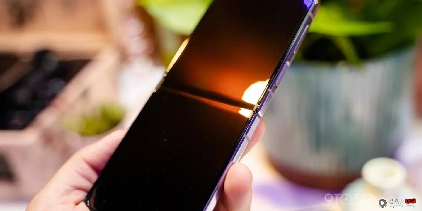 小折叠手机之争：Motorola razr 2022 和三星 Galaxy Z Flip4 的封面萤幕之战？ 数码科技 图10张